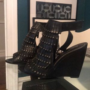 Report signature wedge sandals